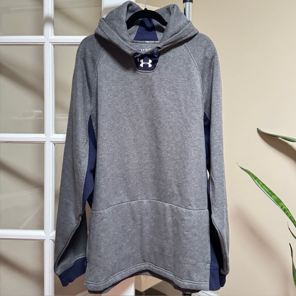 Under Armour Charcoal Gray Pullover with Hood and Front Pocket